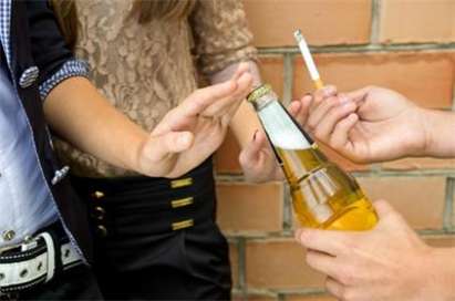 Алкохол и опиати се употребяват в център за деца в Бургас
