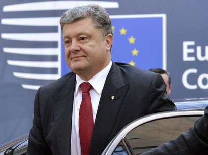 Порошенко: Минският мир е в опасност, звъня на Обама