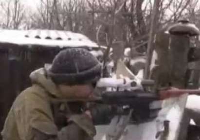 Боевете в Донбас не спират, президентите на Германия и Франция търсят решение за Украйна
