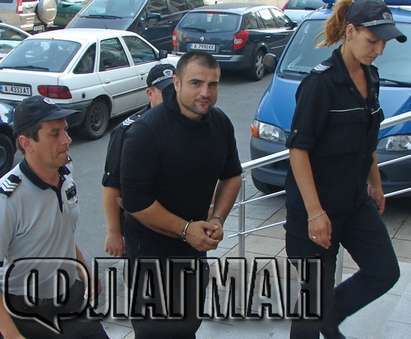 Извънредно! Задържаният екс бодигард Горан Горанов троши стъкла в ареста и си реже вените!