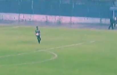 Бразилски вратар отбеляза гол с шут от вратарското си поле (ВИДЕО)
