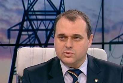 Искрен Веселинов: Няма да допуснем безумно покачване на цената на тока заради бедствията