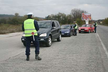18 пияни и 1 дрогиран шофьор задържани от полицията в Бургаско