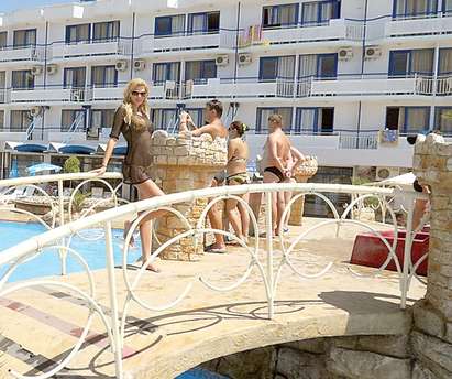 Борим гръцкия туризъм с 30 % по-ниски цени в курортите
