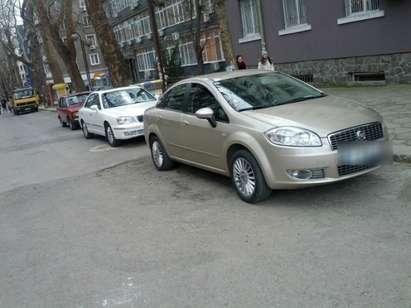 Бургас с нова „придобивка“, улица „ Александровска“ се превърна в „паркинг“