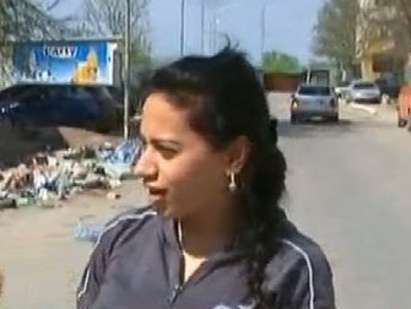 Незаконни сметища се появяват в ромските махали край празните кофи за смет