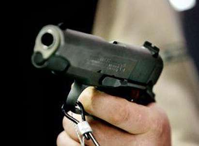 19-годишен вади пистолет на изпращането на абитуриентите от Механото