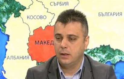 Юлиан Ангелов: Срам ме е от Станишев, защото говори на английски в Скопие