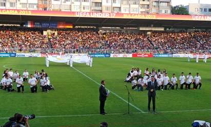 17 хил.зрители на стадион "Лазур". Бургас е футболната столица на Европа (СНИМКИ)