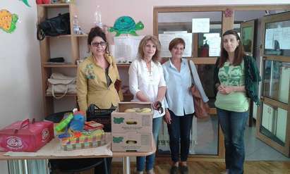 Дамите от Inner Wheel клуб зарадваха децата от пет дома