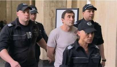 Притискат Герман Костин в гнусна килия, за да проговори за убийството на Анна в Приморско