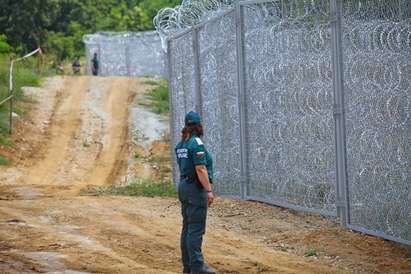 Унгария  вдига като нашата стена по границата със Сърбия