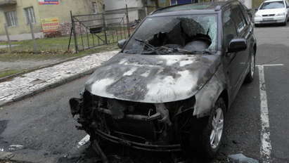 Нова война в охранителния бизнес? Изгоря джипът на шефа на „БОДУ” СОД в Бургас