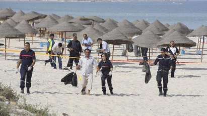27 жертви на терористична атака на плажа в Тунис, десетки са в болница (СНИМКИ)