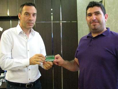 Кметът на Бургас Димитър Николов си купи първата вип карта за мачовете на Нефтохимик