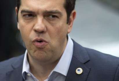 Ципрас уволни разбунтувалите се министри