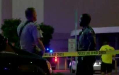 Стрелба в киносалон, двама убити и седем ранени