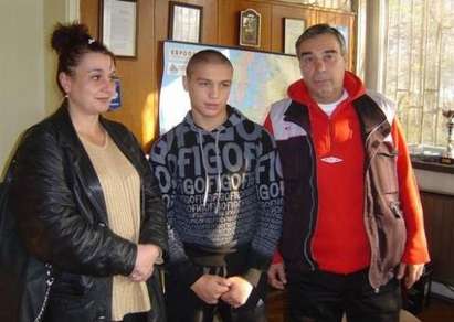 Боксова надежда се обеси в Румъния