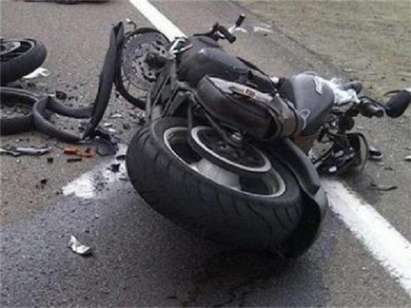 18-годишен моторист без книжка помете пешеходец, издъхна на пътя