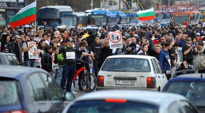 Хиляди се вдигат на протест срещу скъпите горива. Вижте как да се включите в Бургас