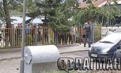 Ужас край Ахтопол: Каналджия от Бургас тъпче жени и деца в 4 квадрата бус (СНИМКИ)