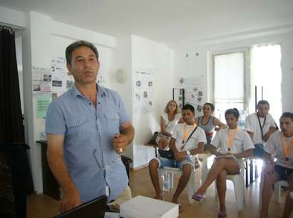 Ромски лидер: Нито един ром-висшист няма в Бургас, след 5-и клас секва меракът за знания