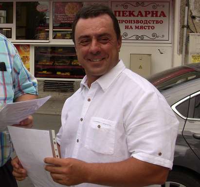 Борец №1 срещу „Лафка“ влезе в политиката, за да бори монопола в ОбС Бургас