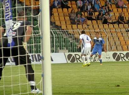 Поморие отпадна от Левски в драматичен мач на стадион „Лазур“