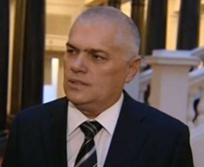 Валентин Радев: Някои се опитват да разклатят стола на военния министър, ГЕРБ го подкрепя