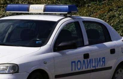 Футболни хулигани счупиха прозорците на автобус в София, трима от пътниците са пострадали