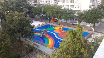 Вижте най-новата детска площадка в Бургас - зад хотел "Атаген"