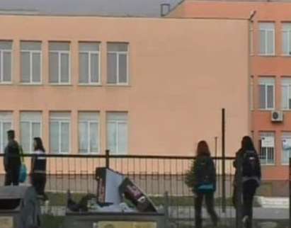 Ден на траур в Сливен в памет на убитата 15-годишна ученичка