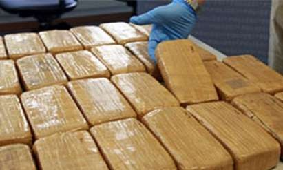 Трафикант опита да прекара хероин за 1,5 млн в бутилки метан през бургаската митница