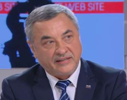 Валери Симеонов: ЕК може да ни помогне да развалим договорите с американските централи