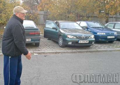 Блок се разбунтува срещу строеж в ж.к.“Изгрев“, бранят парцела с жива верига