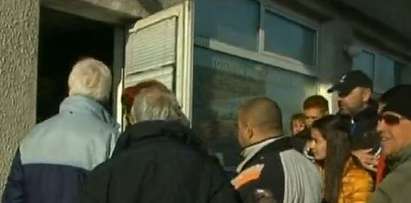 Свършиха транзитните номера, дълги опашки се вият пред КАТ в Пловдив