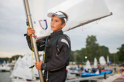 Гордост! 14-годишен несебърлия в топ 10 на най-добрите състезатели по ветроходство в България