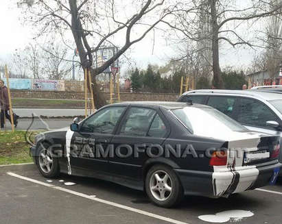 Отмъщение по бургаски: Заляха с боя БМВ на паркинга пред х-л "Аква"