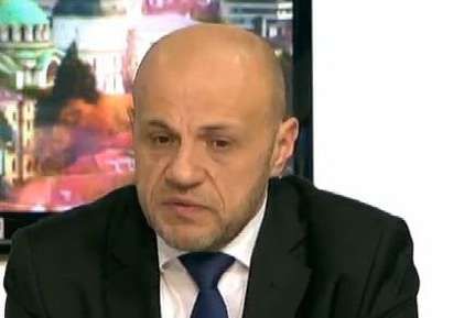Дончев: Токът няма да поскъпва до пролетта, потребителят ще спечели от либерализацията на пазара