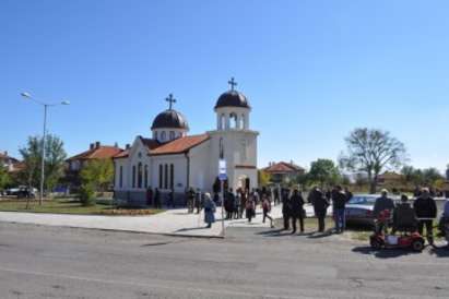 Ремонтират ключовата ул."Лом" в Долно Езероно