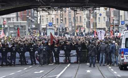 Дойде ли часът за разплата: 1700 полицаи вдигнати на крак за демонстрация на "Пегида" в Кьолн