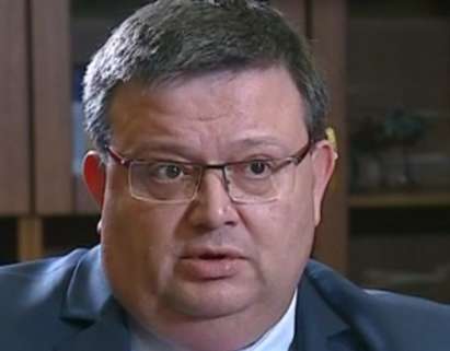 Сотир Цацаров: Защо да подавам оставка? Защо да им доставя това удоволствие?