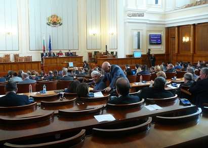 Окончателно: Парламентът прие новия Закон за обществените поръчки