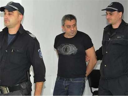 Кръстникът на имотната мафия в Бургас Капона влиза за 6 години зад решетките