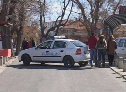 Извънредно! Полицаи окупираха Поморие заради спецакция