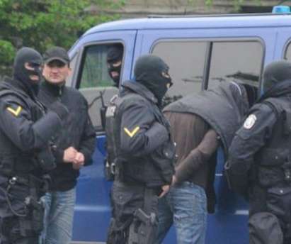 Акция срещу синтетичната дрога вкара в ареста трима от Бургас и Несебър