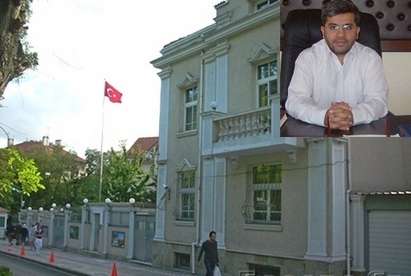 Турското аташе Емироглу е в консулството в Бургас, до понеделник трябва да напусне страната