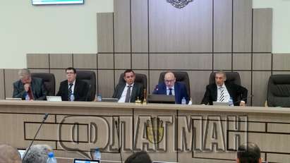 Увеличиха заплатата на бургаския кмет Димитър Николов