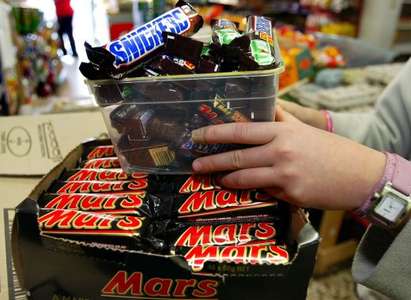 Внимавайте! Шоколадовата компания "Марс" изтегля десертчетата си от 55 страни