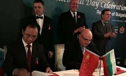 Китайската държавна компания ще използва корабите и порта в Бургас на Цветелина Бориславова